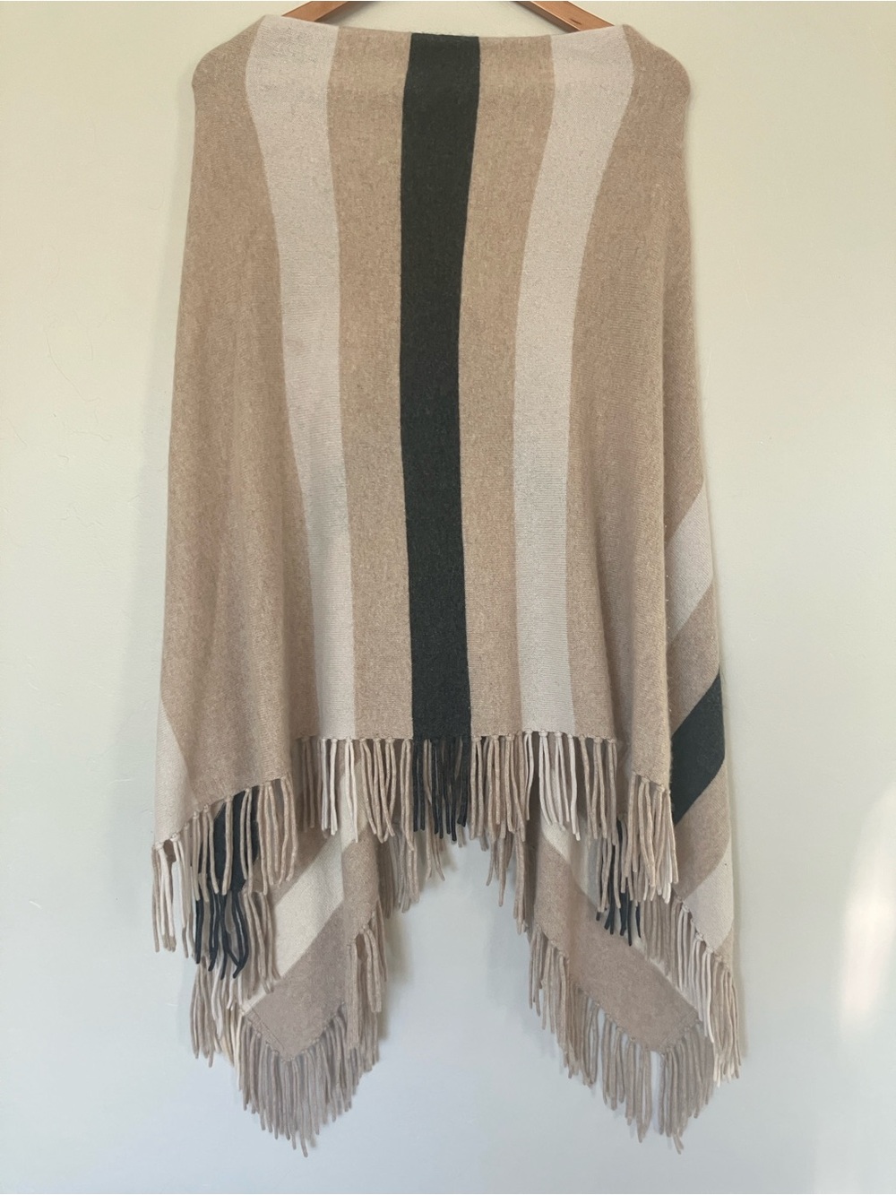 Minnie Rose Cashmere Poncho